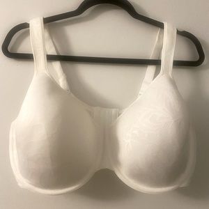 Wacoal Awareness Full Figure Underwire Bra in White
